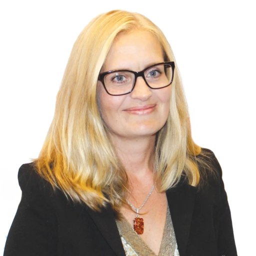 Елена Янушко, логопед, педагог, автор книг «Помогите малышу заговорить», «Первая книга малыша. Запуск и развитие речи» («Эксмо»)