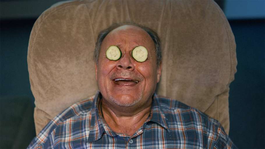 Не одна дома